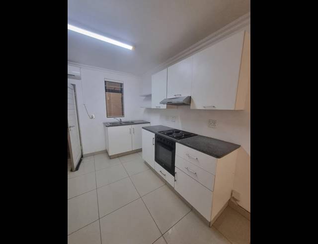 2 BEDROOM PROPERTY TO RENT IN UMHLANGA RIDGE